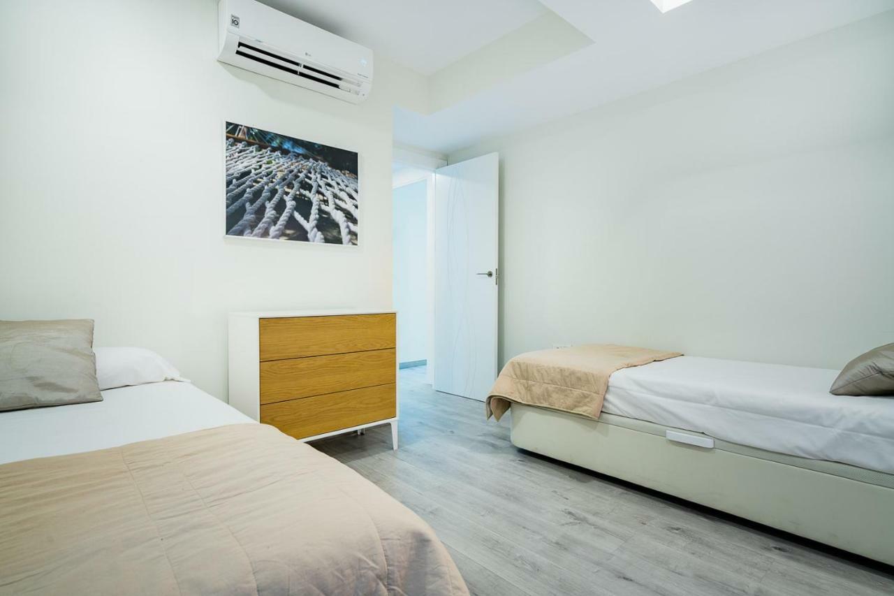 Exclusive Quietness In The Heart Of Madrid With Public Parking, Breakfast, 2 Bathrooms Exterior photo